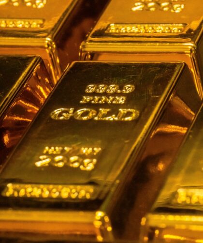 Złoto czy kryptowaluty – gdzie ludzie szukają bezpiecznej przystani dla pieniędzy