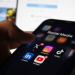 Psychologia ciszy algorytmu: co robimy, gdy przestajemy być widoczni